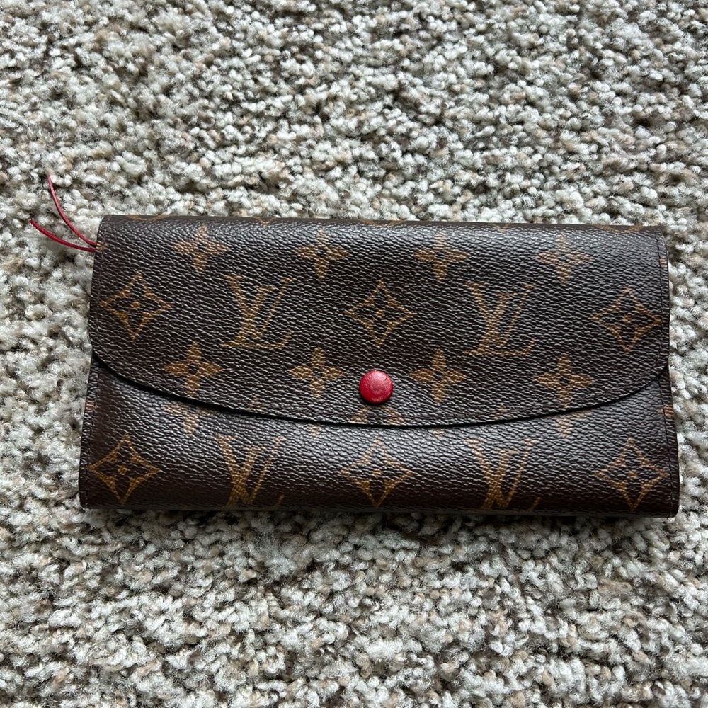 Louis Vuitton Emilie Wallet